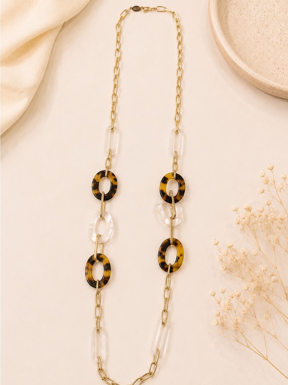 Gold Chain 32 inch Necklace Tortoiseshell Links vintage umpired statement gift